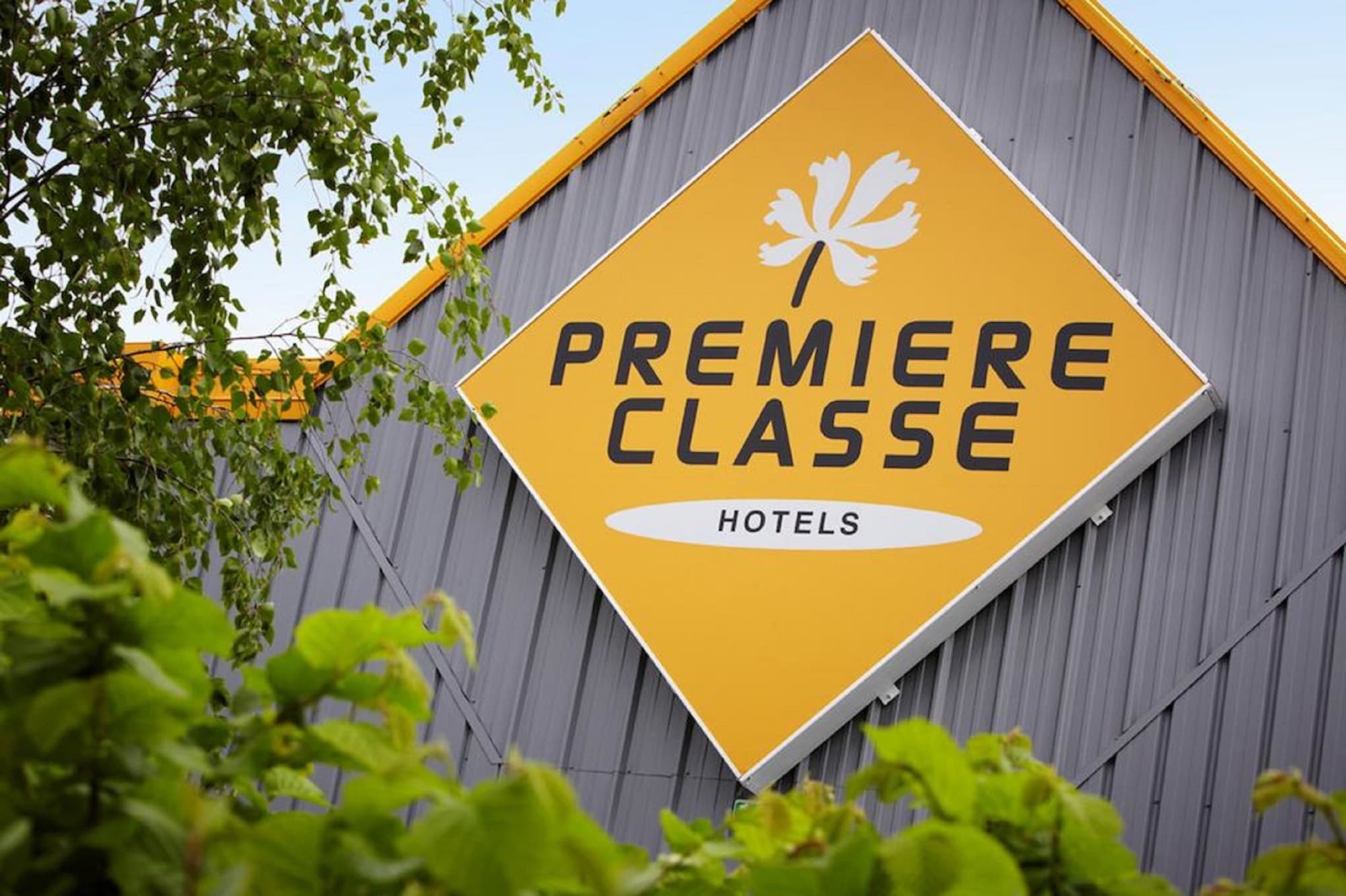 Premiere Classe Lyon Est Aeroport Saint Exupery Exteriér fotografie